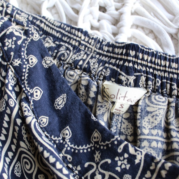 Solitaire Patterned Gaucho / Cropped Palazzo Pants - Picture 3 of 3